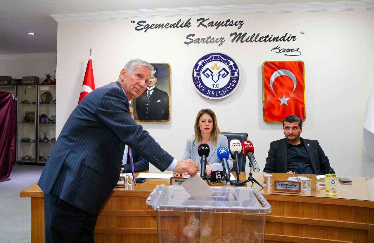 Eşme Belediye Başkan Vekilliğine Zeki Işık Seçildi 4